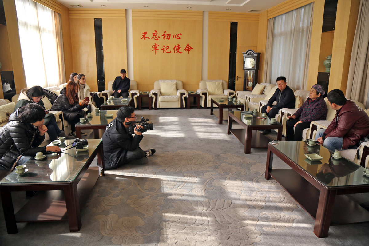 管家婆一肖一码100 中跟黄大仙三期必出一期吗：社会动态下的机会、最佳作答落实解释